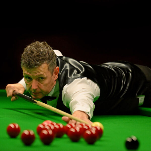 Peter Lines plays a shot.